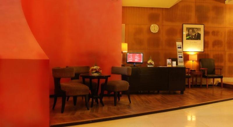 Grand Suka Hotel Пеканбару Екстериор снимка