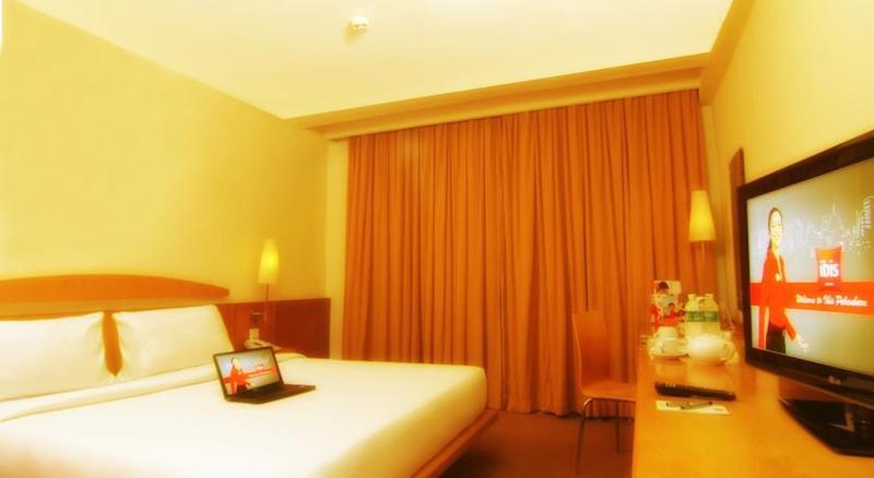 Grand Suka Hotel Пеканбару Екстериор снимка