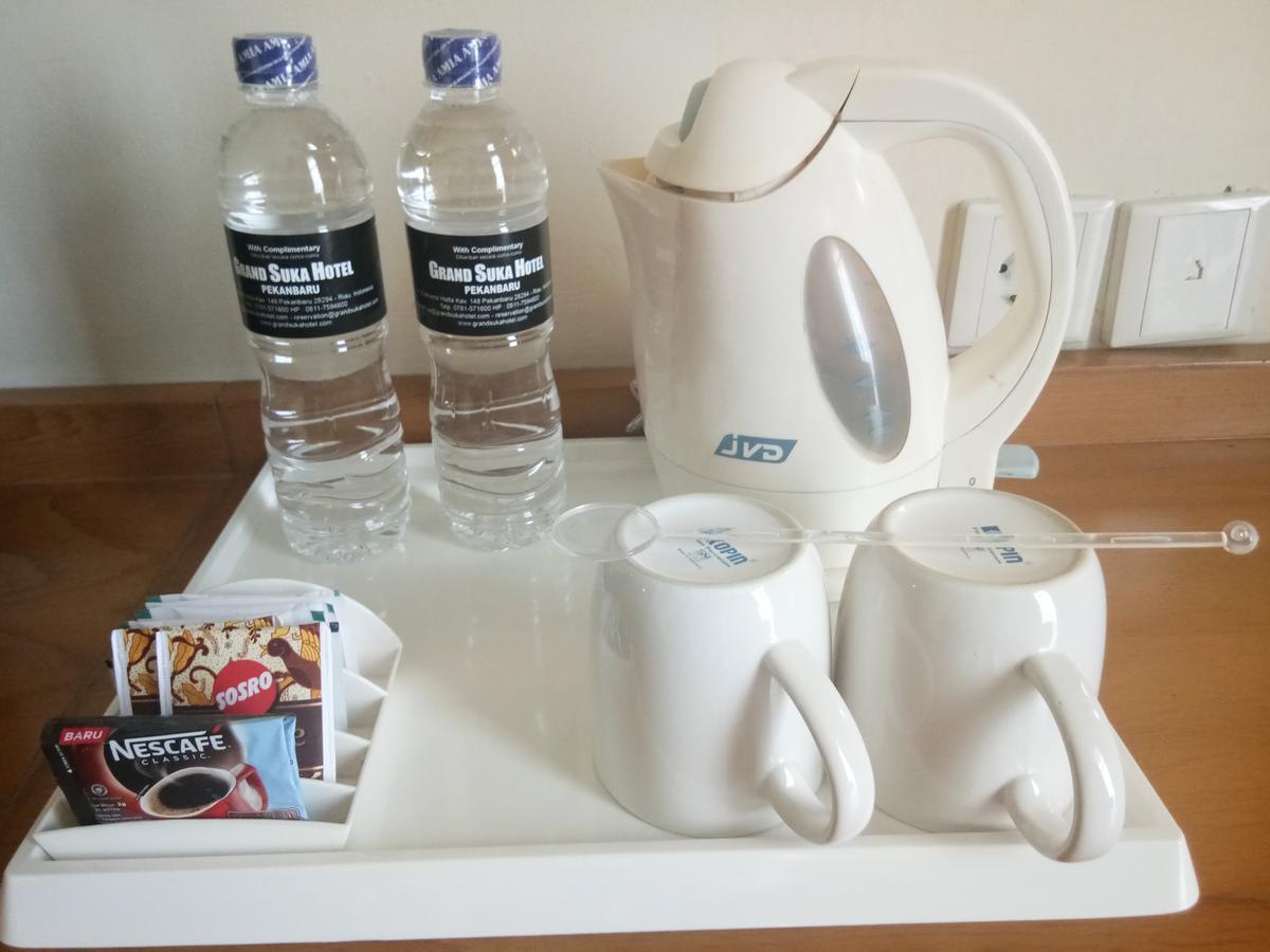 Grand Suka Hotel Пеканбару Екстериор снимка