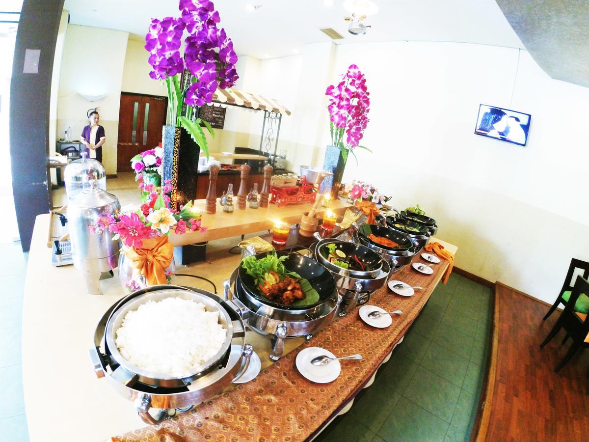 Grand Suka Hotel Пеканбару Екстериор снимка